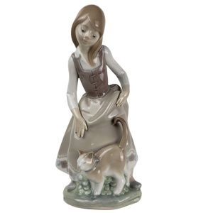 Vintage Lladro Porcelain Figurine Girl With Cat 1187